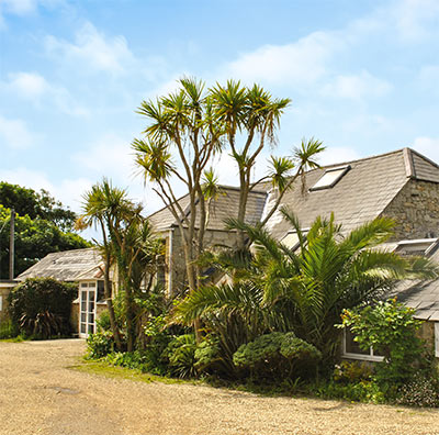 front right view of Binnel Studios